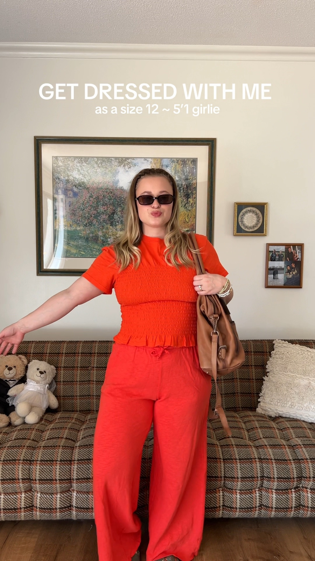 Get dressed with me as a size 12 ~ 5’1 girlie 

It’s an orange kinda spring 🍊 

@aerie @Free People @Amazon Fashion @Cushionaire 

#getdressedwithme #size12fashion #ootd #gdwm #getdressedwithjolene 
