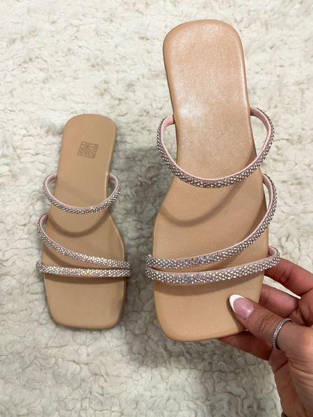 Super cute sandals for under $30!! Come in multiple colors but I personally love this style because you can dress them up or down.💕 these would be perfect for someone who needs nice shoes for a formal event that doesn’t like wearing heels or uncomfortable shoes.💕 I’d say they fit pretty true to size, but it wouldn’t have hurt to size up 1/2🫶🏼

#LTKstyletip #LTKfindsunder50 #LTKshoecrush