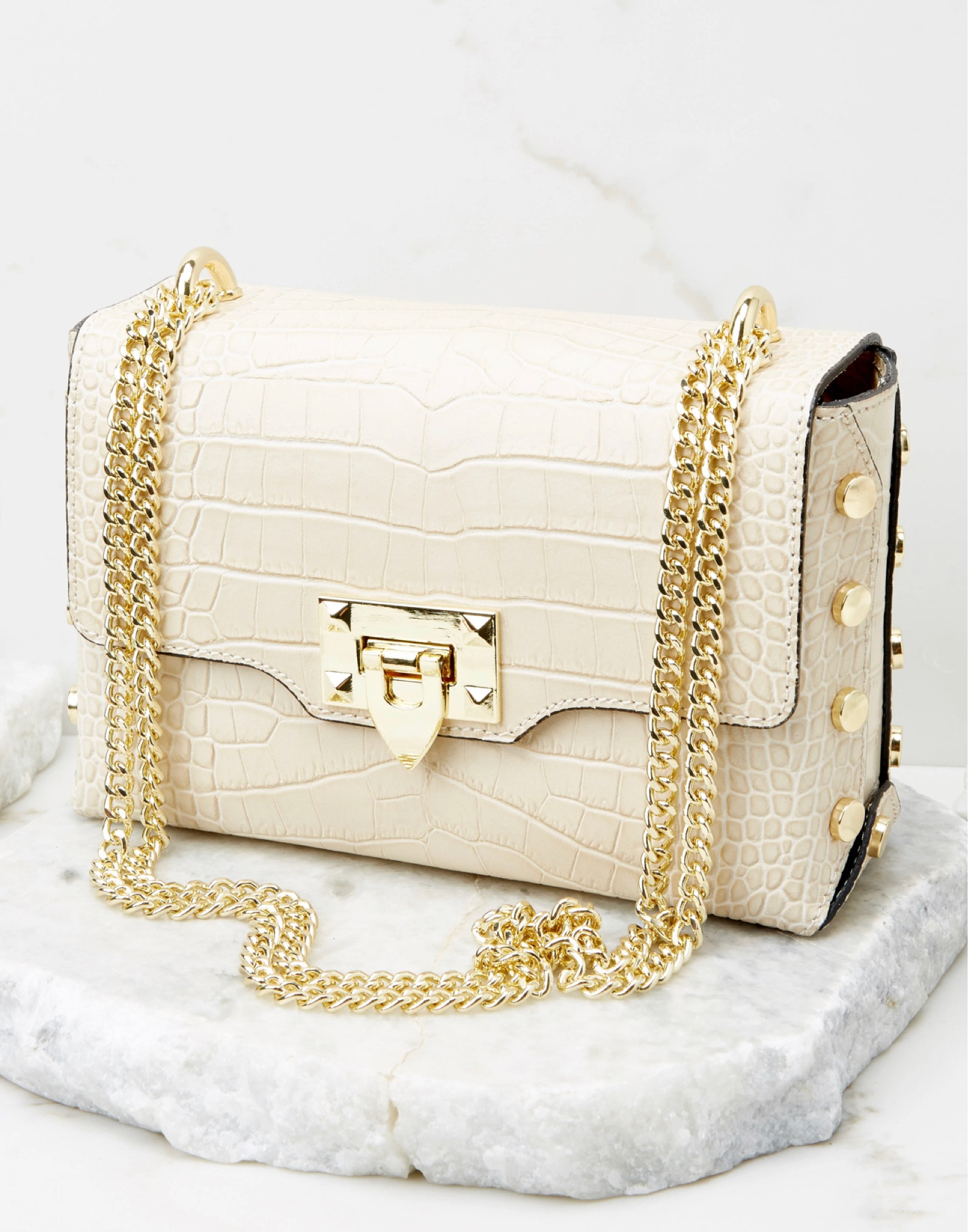 Embellished Edge Cream Snake Print Studded Bag - GERMAN FUENTES

#purse #bag #ltkitbag #fallfashion #fallpurses #fallfaves

#LTKitbag #LTKstyletip #LTKSeasonal