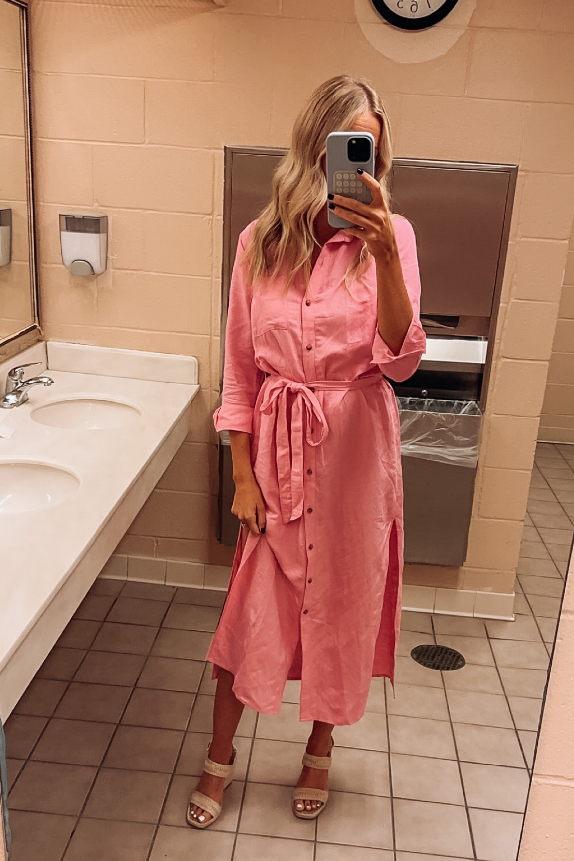 work outfit 
Workwear 
Linen dress
Pink dress 
Ootd


#LTKstyletip #LTKworkwear #LTKsalealert