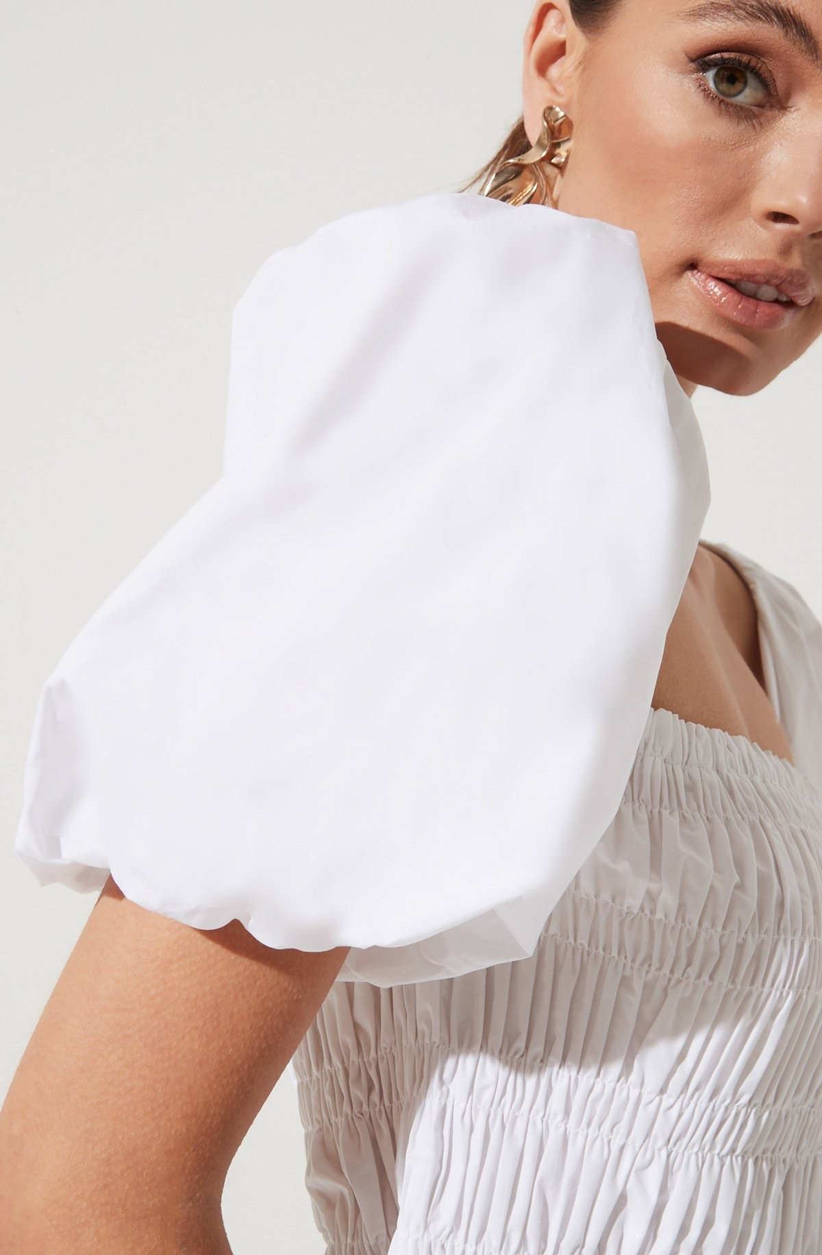 Savina Bubble Sleeve Top | ASTR The Label (US)