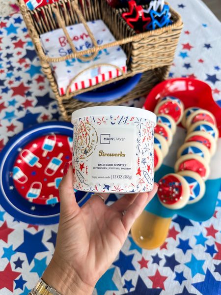 The cutest and best smelling candle for the 4th of July from Walmart! 

#LTKSeasonal #LTKFindsUnder50 #LTKHome
