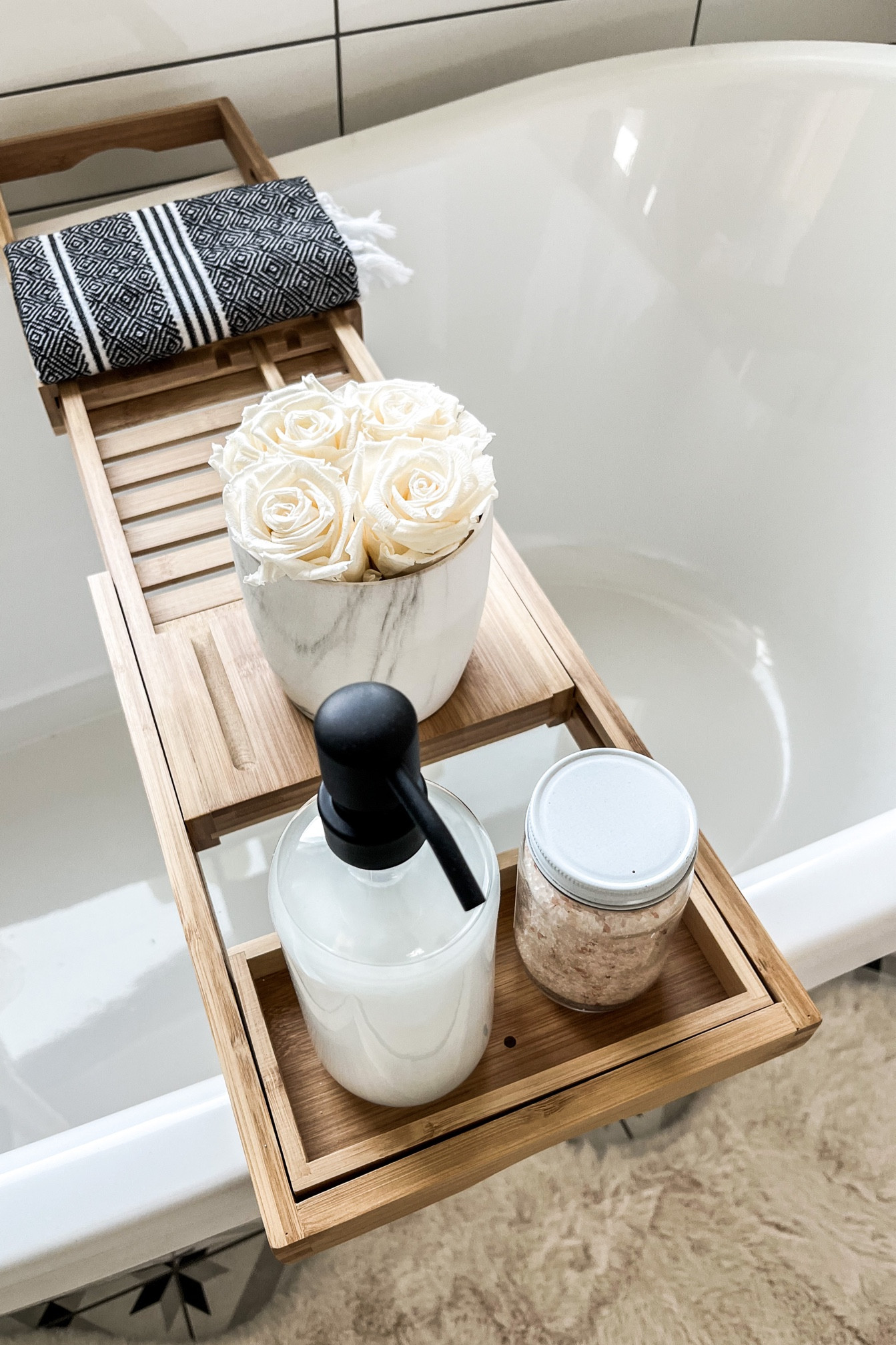 Finally got some adult bubble bath up in here 😆 LOVE these 16oz glass dispenser bottles with matte black steel pumps for all the liquid storage 🫧🧴🧼

#farmhouse #bathroom #bathtray #amazon #canada 

#LTKhome #LTKstyletip #LTKunder50