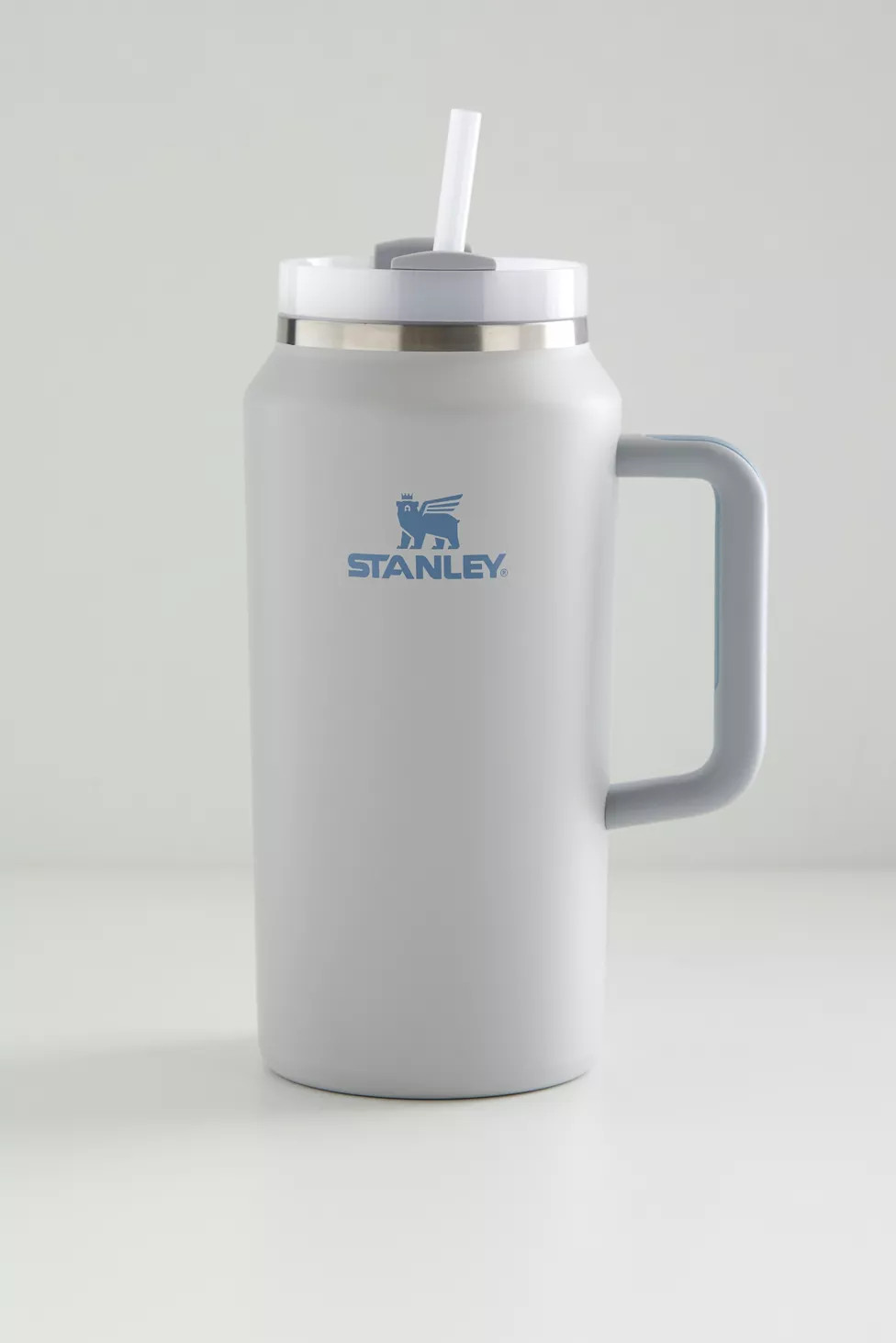 Stanley Quencher H2.0 FlowState™ 64oz Tumbler | Urban Outfitters (US and RoW)