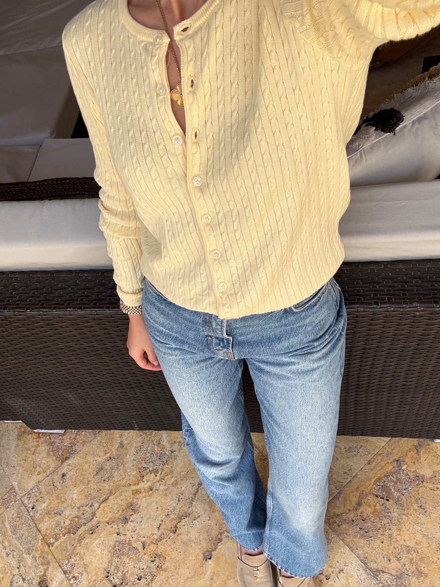 My obsession with butter yellow is still going strong! Low rise jeans are my new fav

#LTKFindsUnder100 #LTKStyleTip #LTKSaleAlert