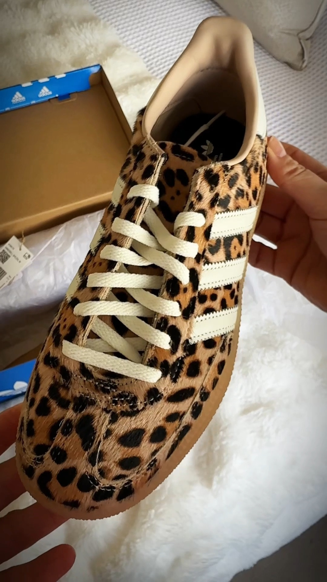 The dreamiest pair of trainers you ever did see. Nothing beats a Spezial.

#adidas #spezial #leopardprint #trainers

#LTKunboxing #LTKuk #LTKstyletip