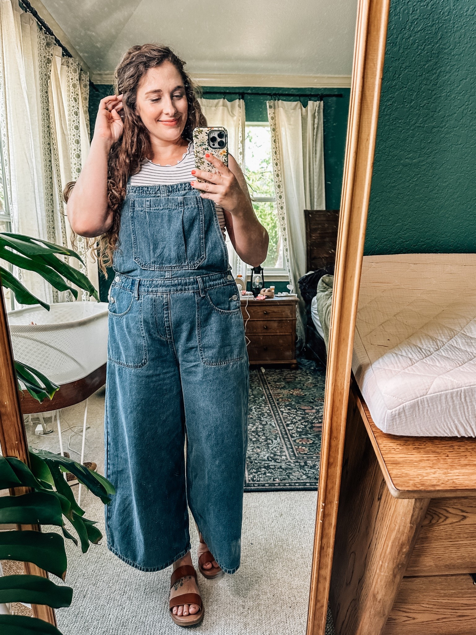 Overalls: the official mom uniform for summer.
Comfy, cute, nursing-friendly, and roomy enough for chasing kids, picking garden flowers, or just getting through the day with a little style and a lot of grace.

#MomStyle #LTKMom #EverydayOutfit #CozyAndPractical #SummerOveralls #MomOfFiveStyle #LTKFinds

#LTKStyleTip #LTKFindsUnder50 #LTKPetite