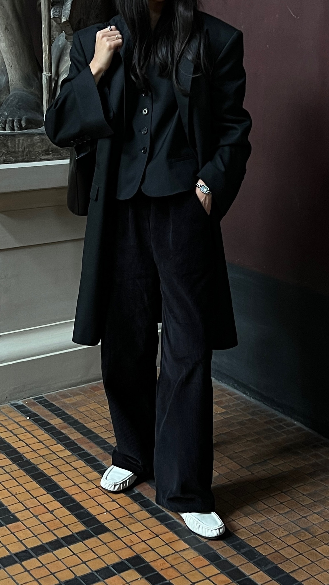 all black & white loafers 🤍

#LTKeurope #LTKSeasonal #LTKstyletip