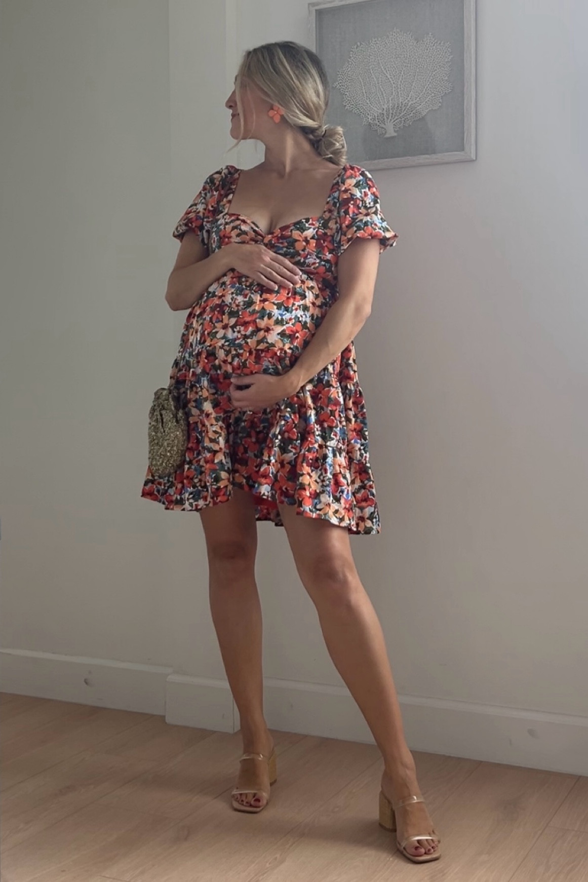 Maternity mini dress that’ll totally rock after the bump! The perfect postpartum dress. 

Maternity, pregnancy, dress, what to wear 

#LTKbump #LTKstyletip