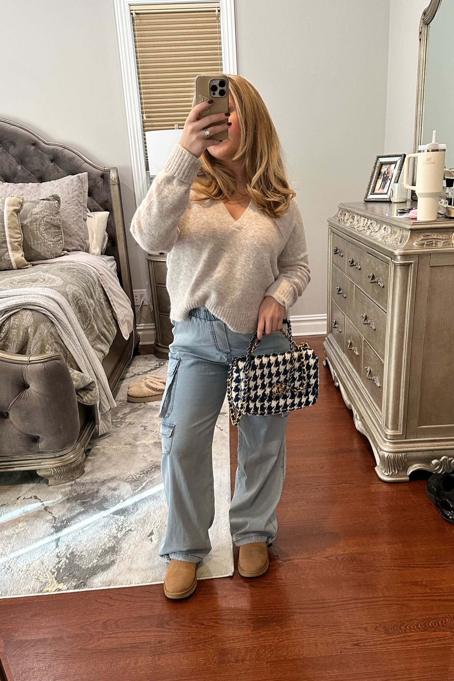 casual outfit of the day 

#LTKfindsunder100 #LTKsalealert #LTKSeasonal