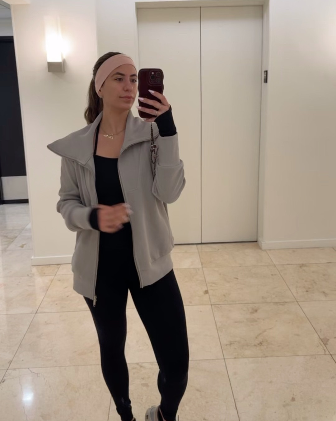 Love this jacket and it’s less than $20 🤍 linked the best headbands to work out in that are soft and stay on your head! 🫶🏼


#LTKfitnessgoals #LTKootd #LTKTravel