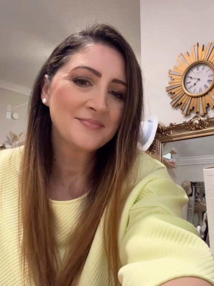 ✨ International Women’s Day Giveaway ✨

Today we celebrate the strength, beauty, and resilience of women everywhere. 💐 To honor this special day, I’m hosting a giveaway for one amazing woman in our community!

How to enter:
1️⃣ Follow my page @storyofmylifeandkids 
2️⃣ Like this post
3️⃣ Tag a special woman in your life in the comments
4️⃣ Share this post to your stories and tag me

Let’s celebrate the women who inspire us, support us, and walk through life with us. 🤍

Giveaway details:
• Open to U.S. residents only
• This giveaway is not affiliated with Instagram
• Winner will be announced soon
XOXO 😘 beautiful ladies! 🌷✨

#LTKstorytime