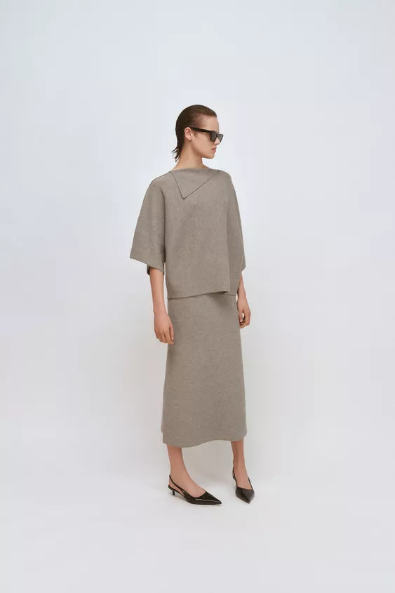 STRICKPULLOVER MIT REVERSKRAGEN | Zara DE