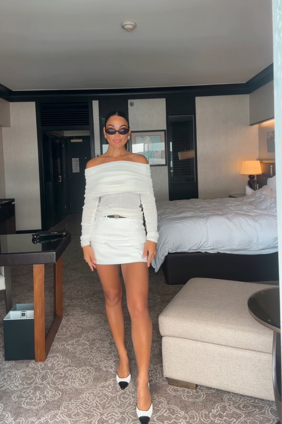 I’m wearing size 6 in the skirt, and size S/M in the top. The top is from Style Addict - Margot top 🤍