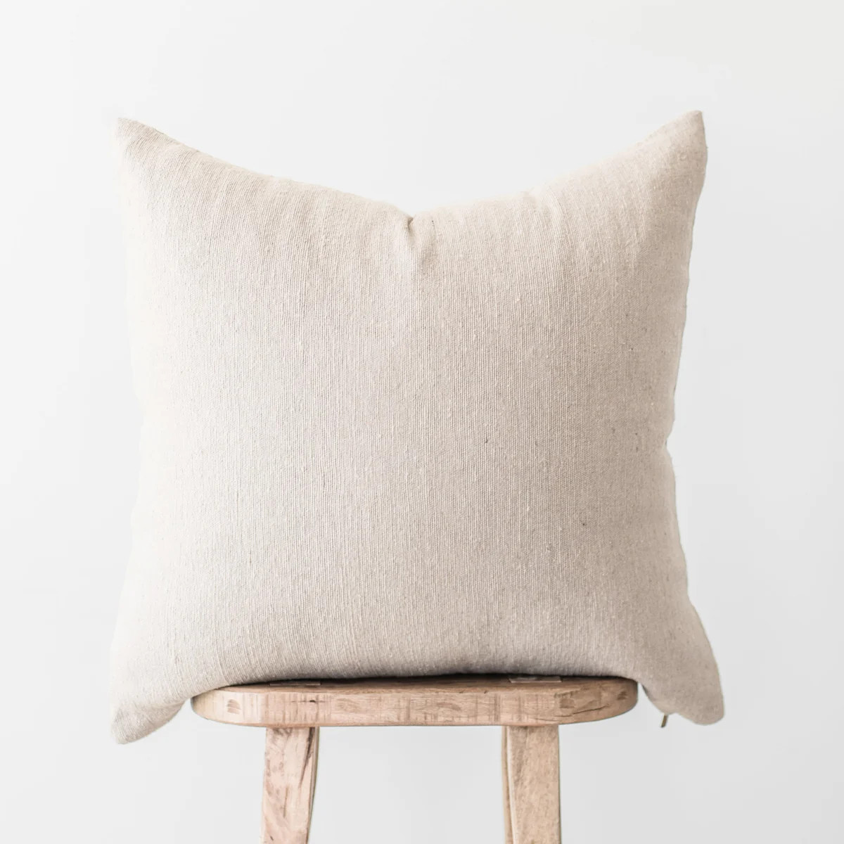 CREMA EURO 26X26 | Woven Nook