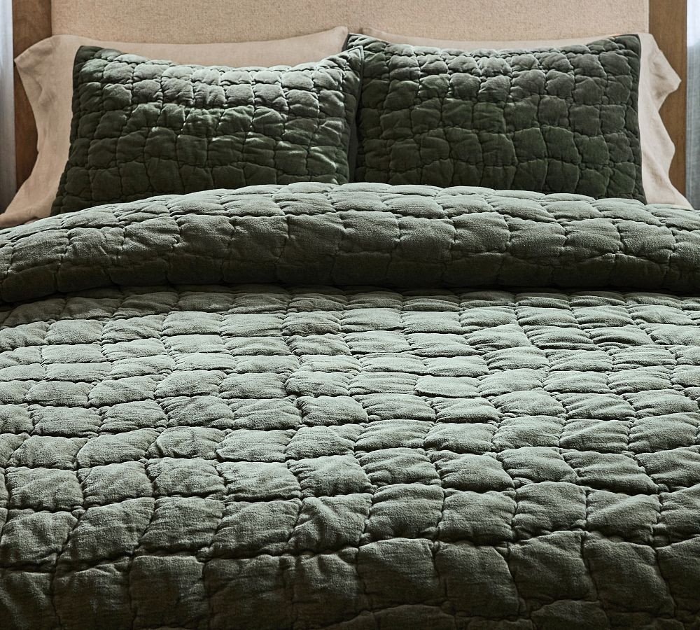 Cozy Cloud Handcrafted Quilt, Hunter, King/Cal King | Pottery Barn (US)