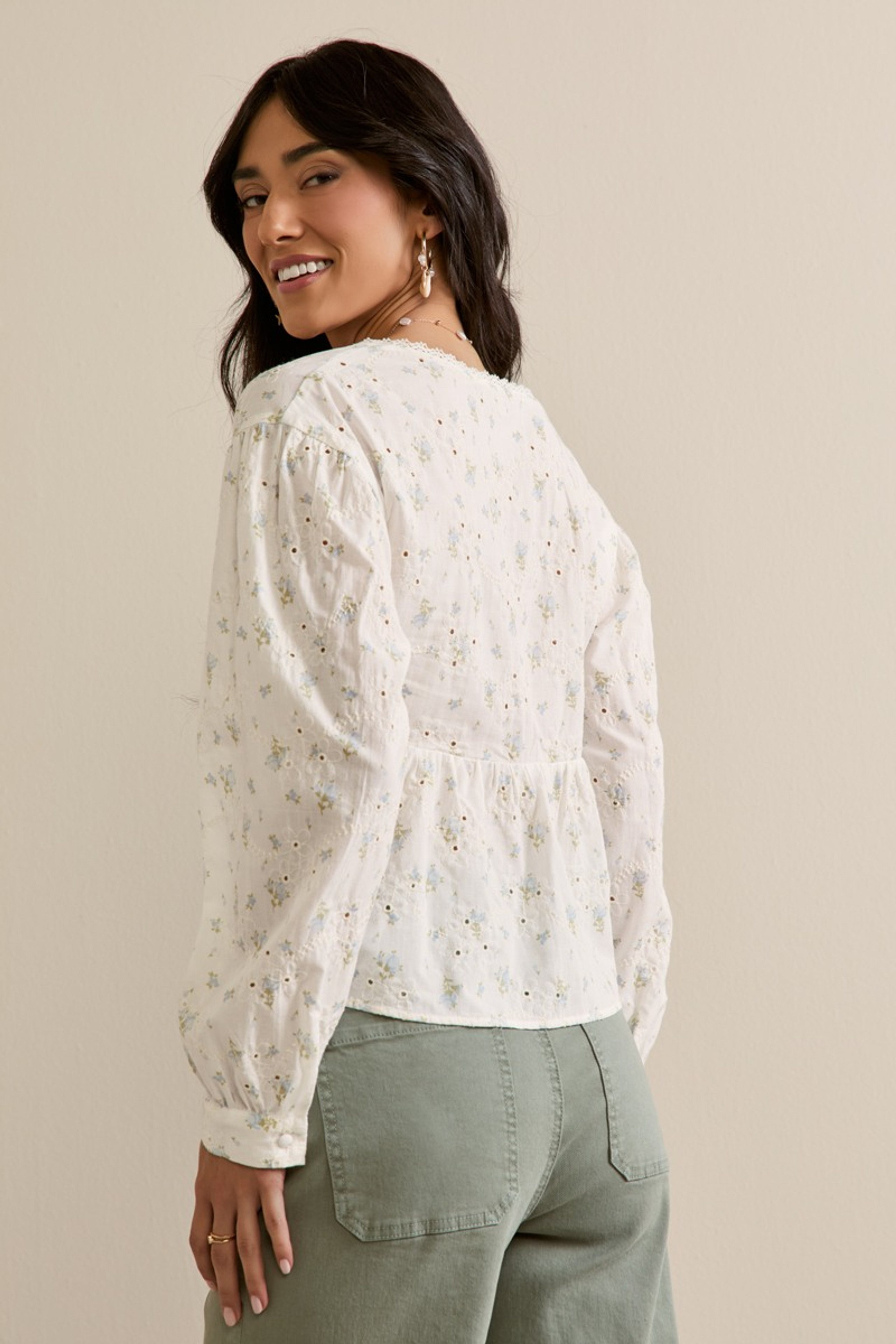 Tammi Button Down Floral Blouse | Francesca's