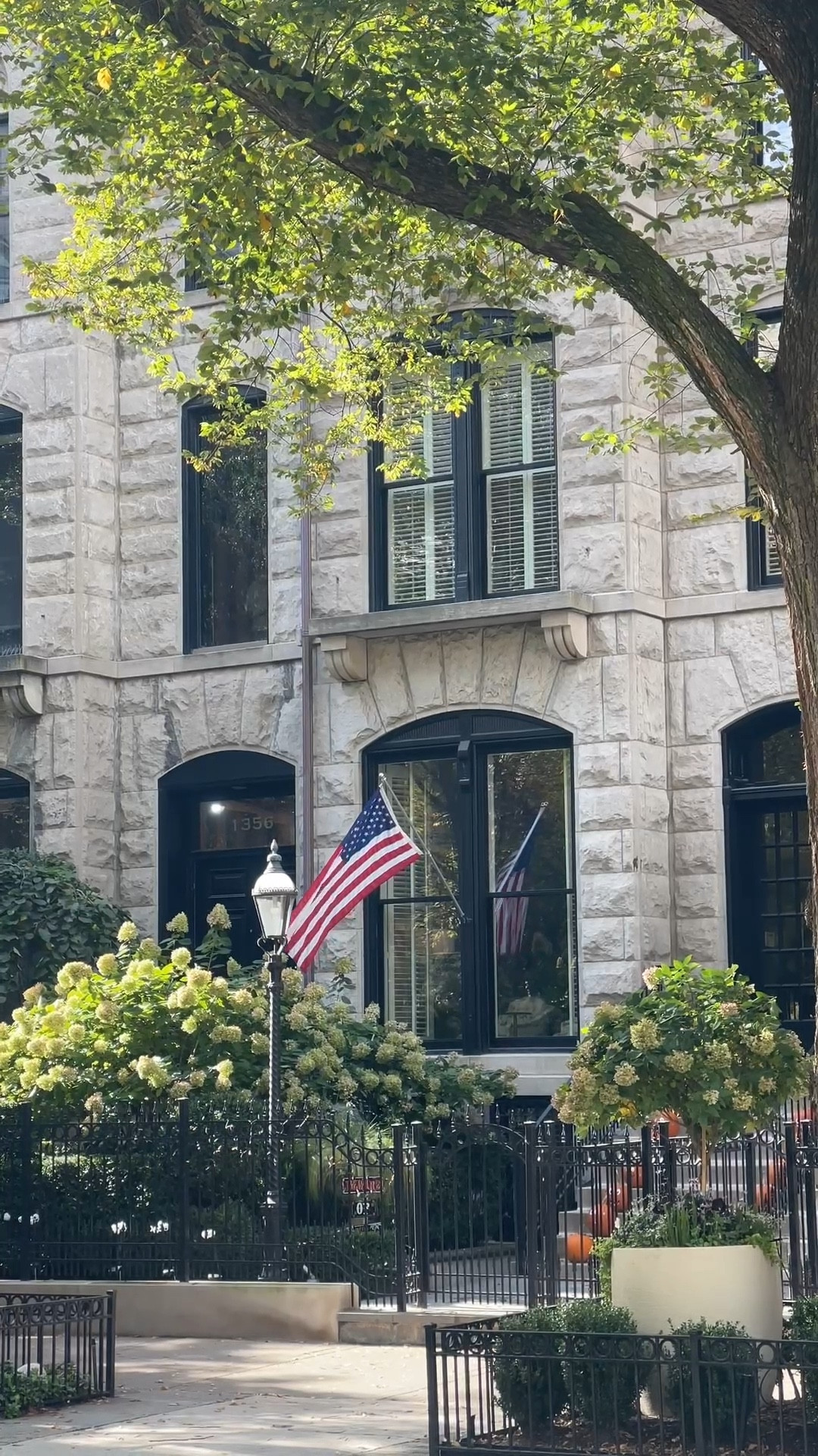 Fall walks in Chicago made better with best friends 🩰👯‍♀️

#LTKActive #LTKSeasonal