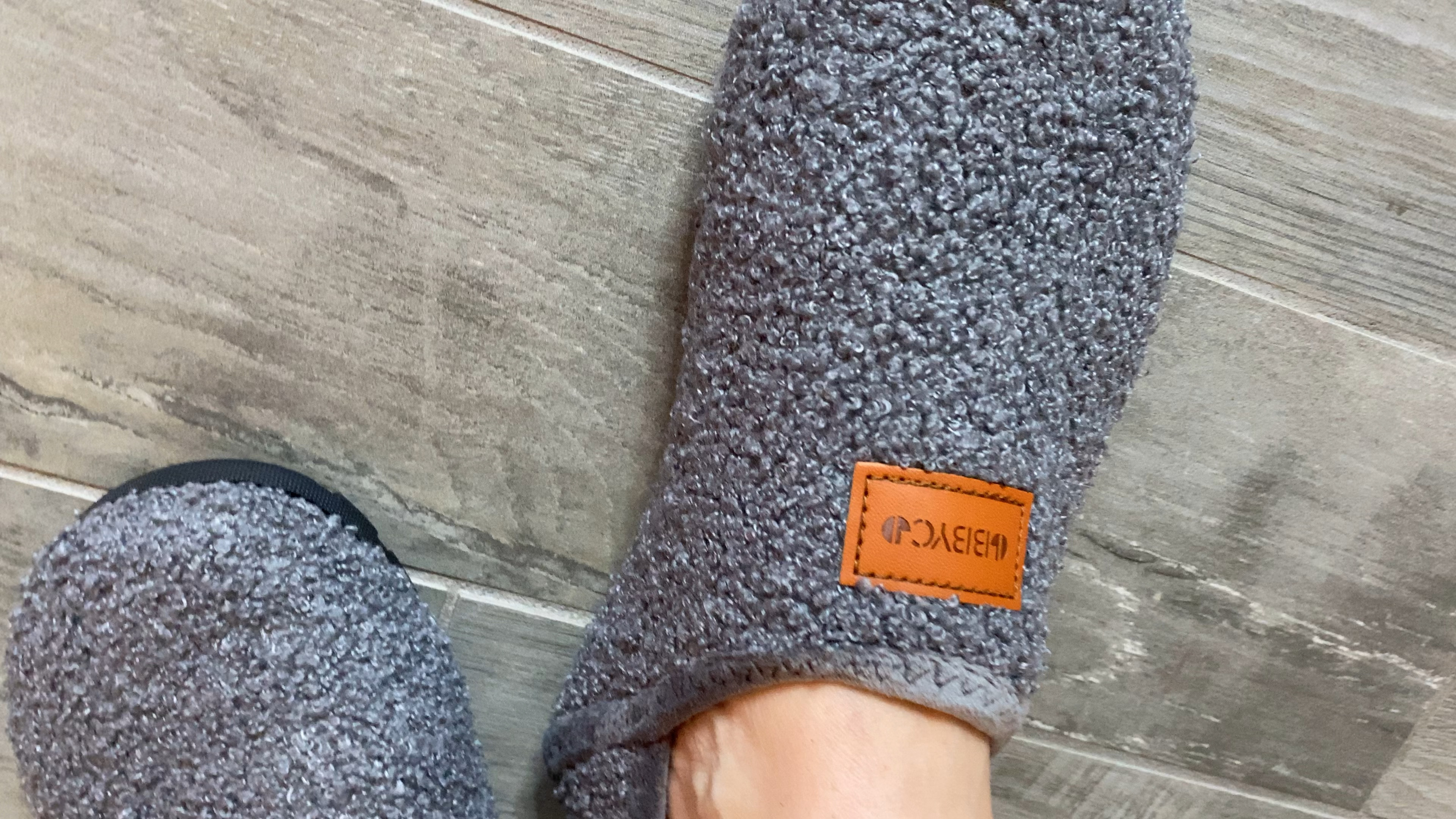 Slippers that are warm, fit great and are easy to travel with because they don’t take up a lot of space 
Wearing my regular shoe size 

#LTKVideo #LTKshoecrush #LTKfindsunder50