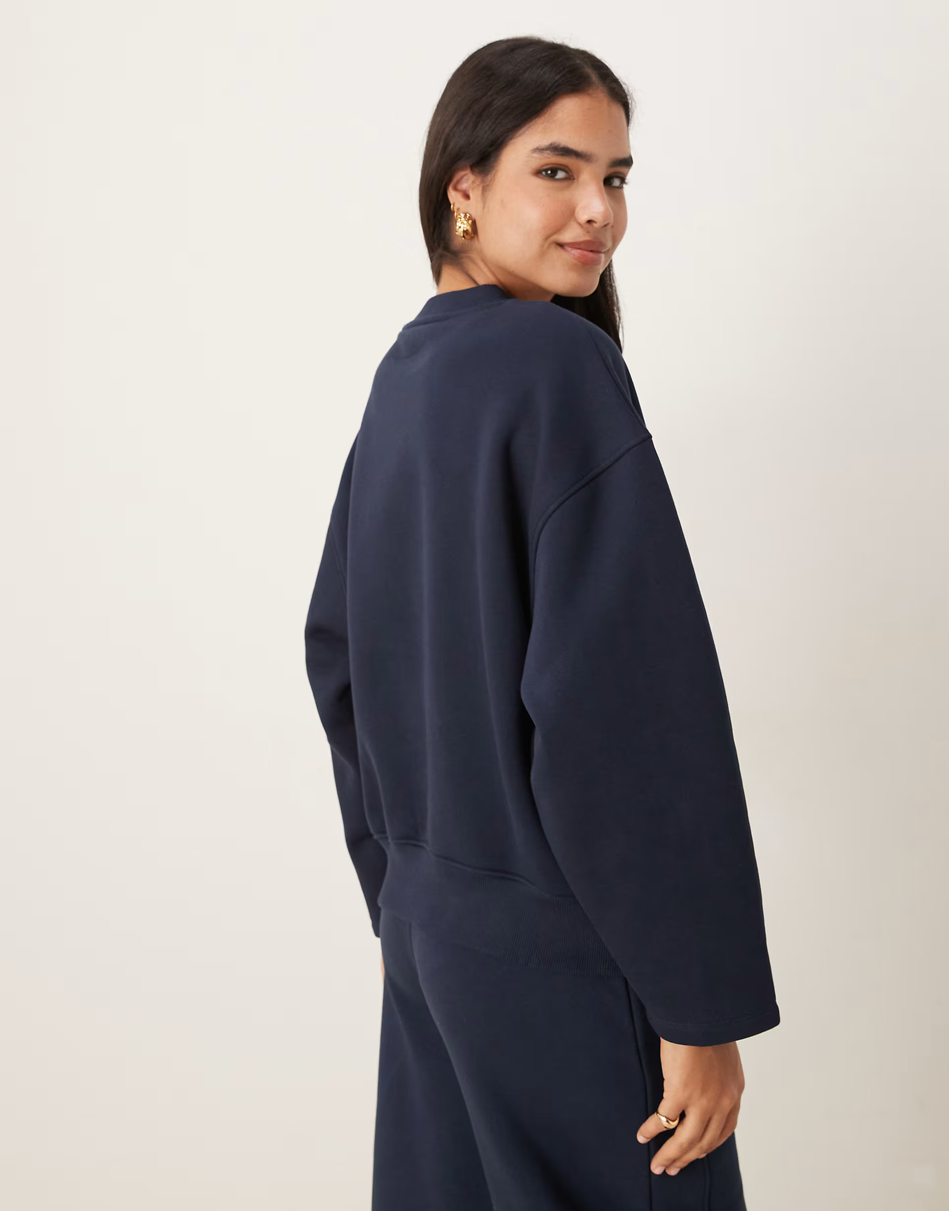 ASOS DESIGN premium 500gsm cocoon sleeve sweatshirt in navy | ASOS (Global)