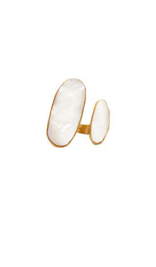 Cult Gaia Ami Ring in Ivory. | Revolve Clothing (Global)