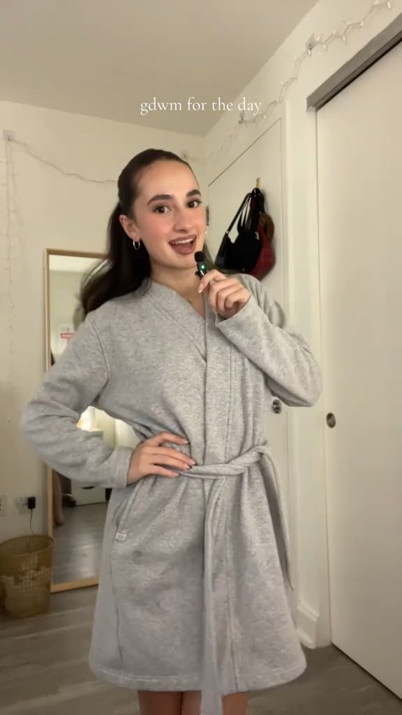 gdwm, fall outfit, levi’s jeans, winter fashion, winter wear, gift guide, fashionn

#LTKCyberWeek #LTKWorkwear #LTKGiftGuide