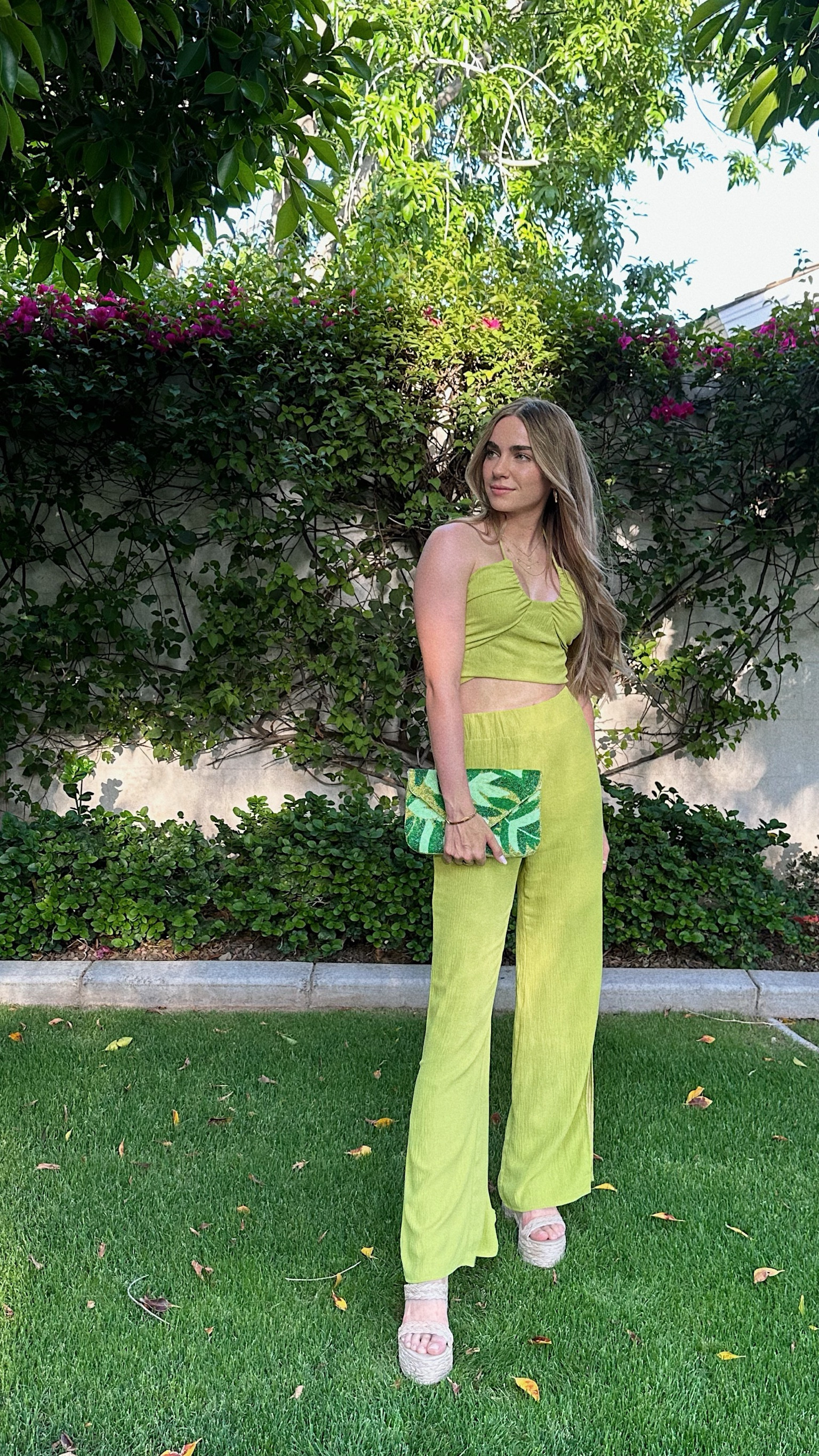 A moment for the set 💚✨ 