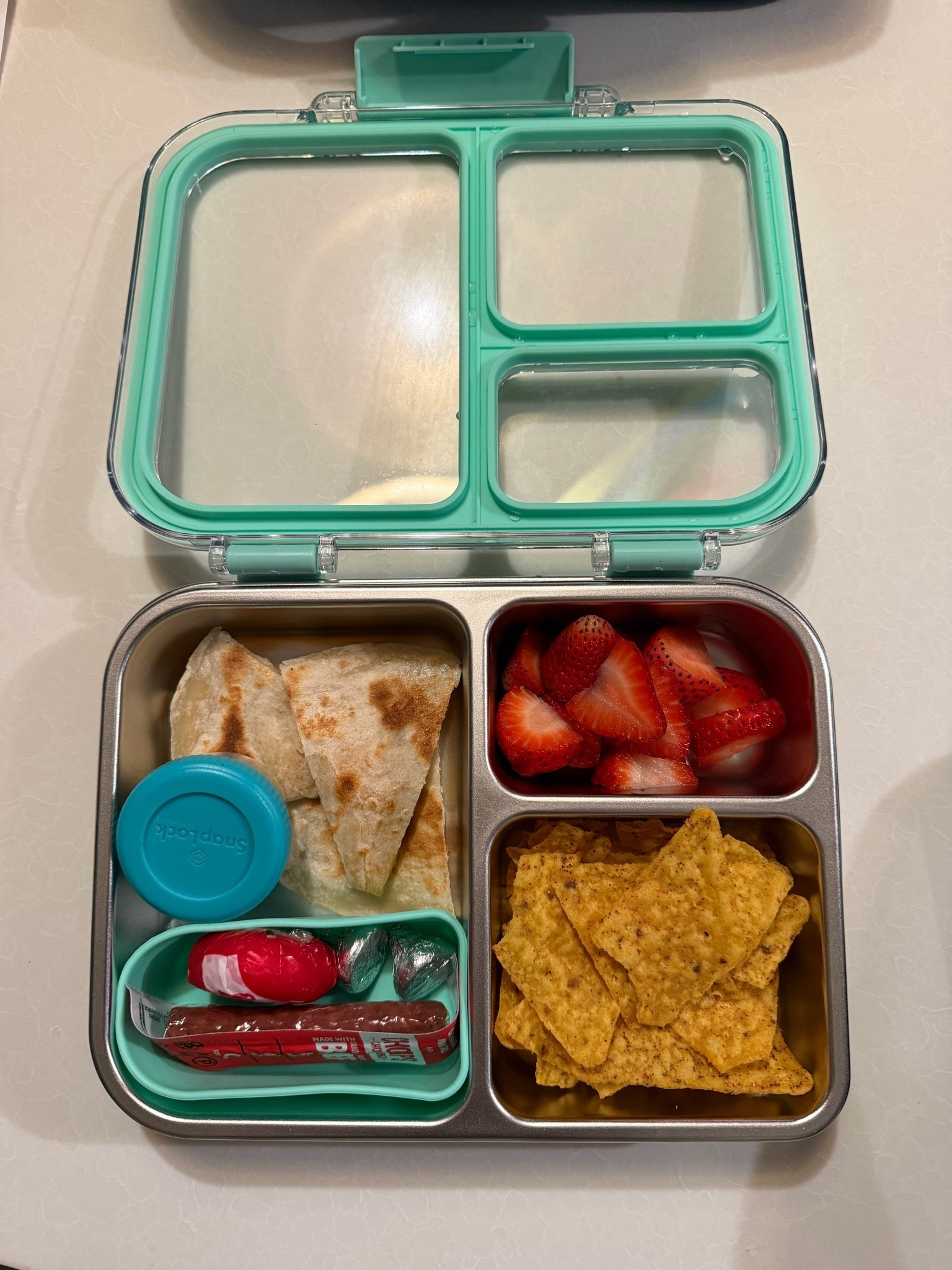 Back to school stainless steel bento box, love these so much. Easy to open!