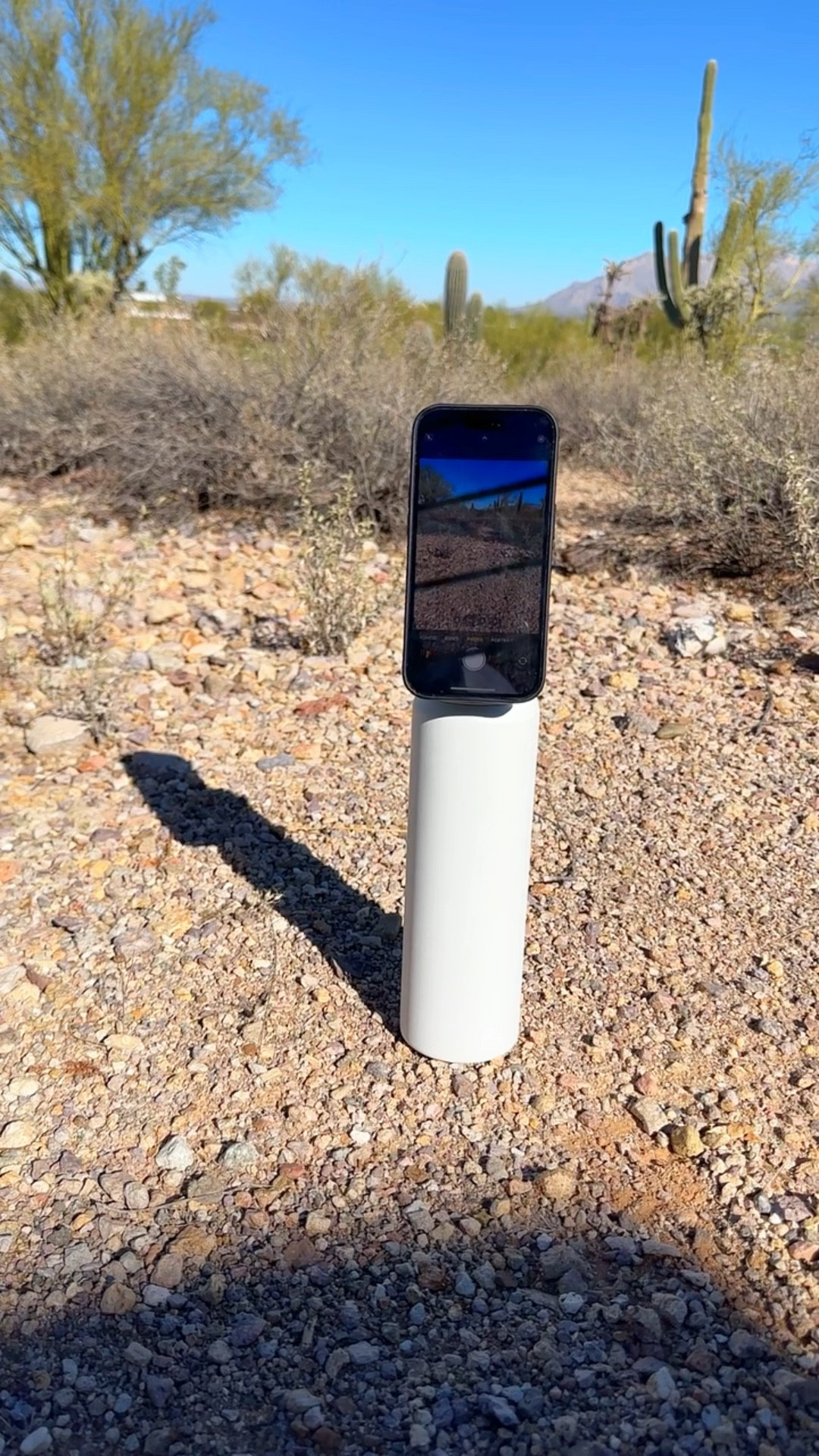 Amazon genius finds stainless steel water bottle with MagSafe handle /phone holder

#LTKfitness #LTKhome #LTKGiftGuide