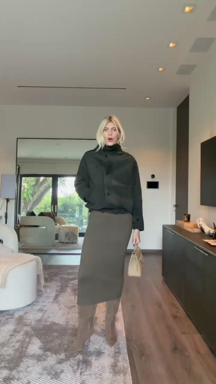 Green on green — my kind of monochrome. 

 #LTKStyleTip #LTKShoeCrush