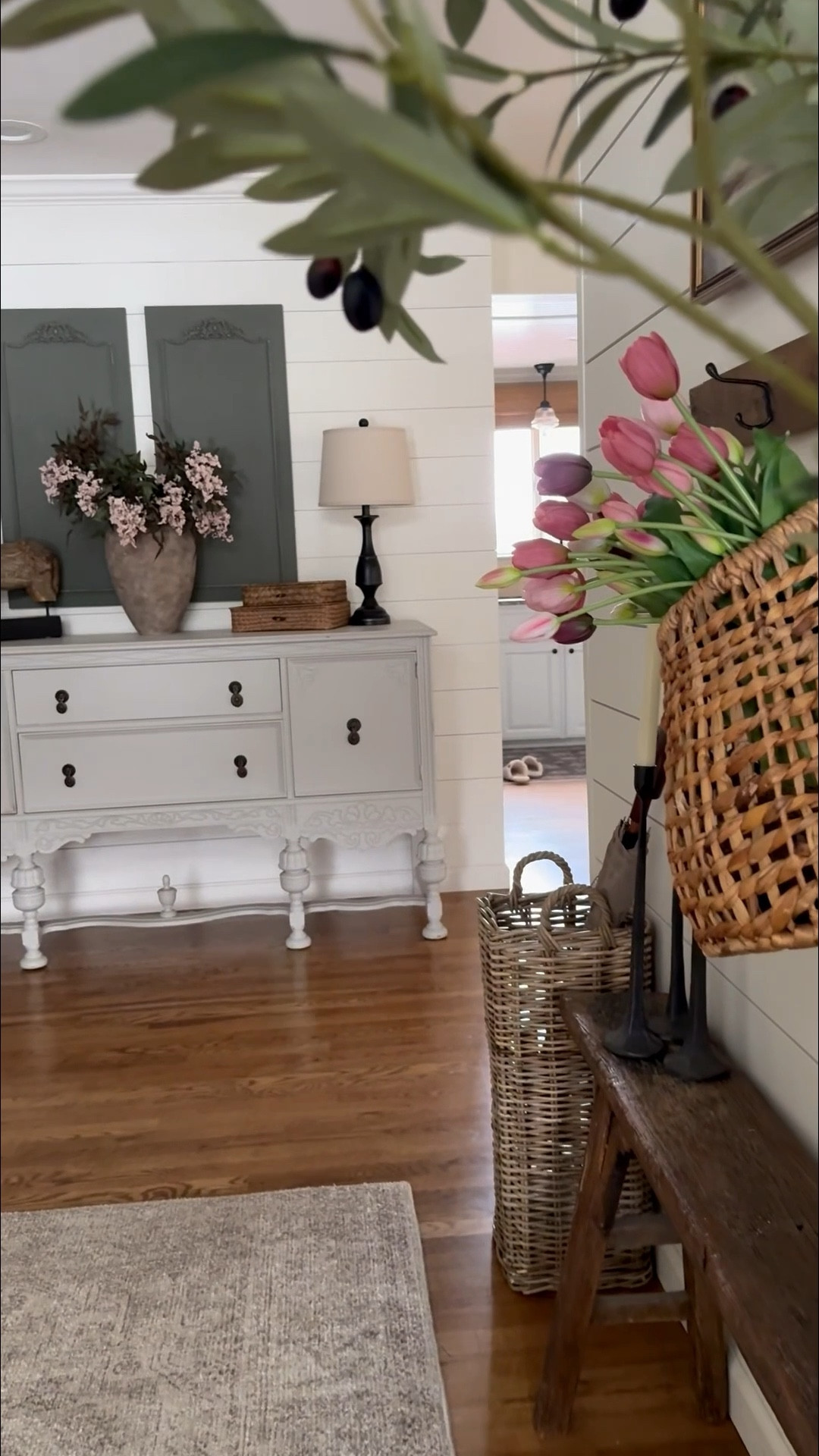 February entry entryway with a nod to Valentine’s Day💌💌

#LTKValentine #LTKSeasonal #LTKHome