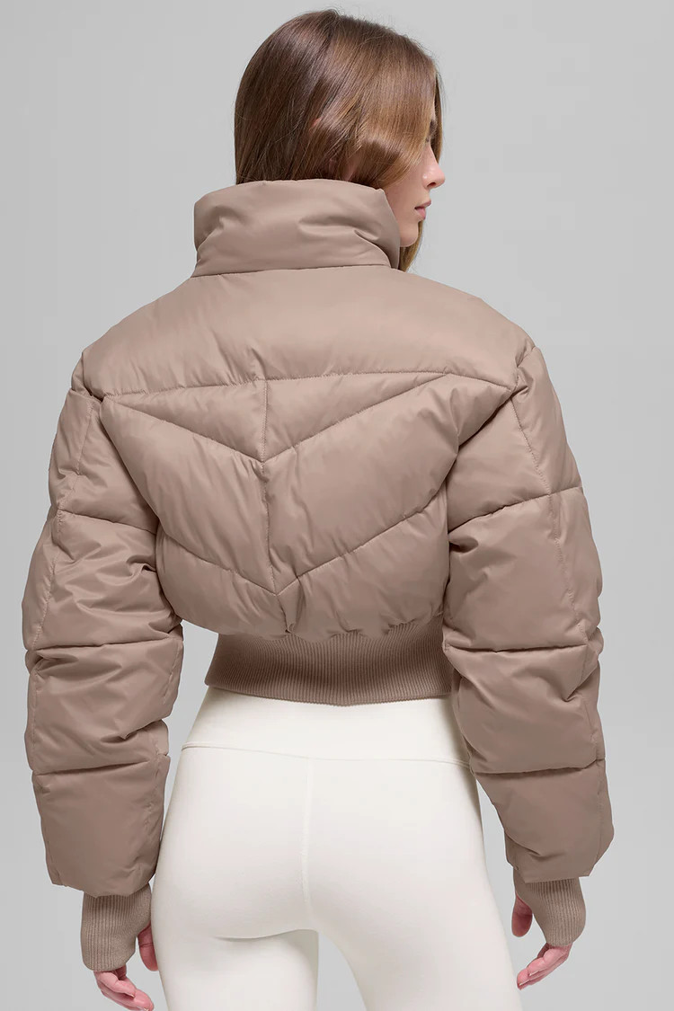 Cropped Atmosphere Puffer | Alo Yoga (US)