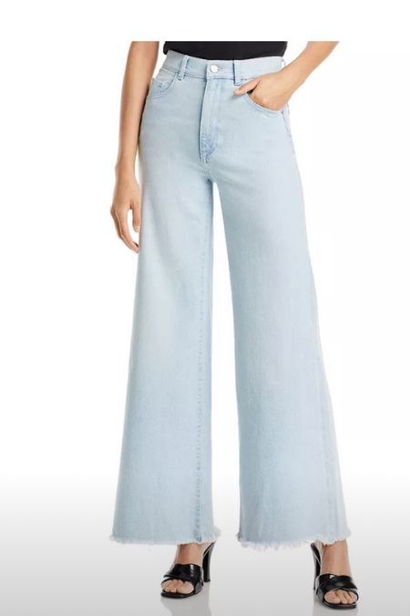 These jeans are on sale no sized down. Love the wide leg! And raw hem
I wear sz 25

#LTKSeasonal