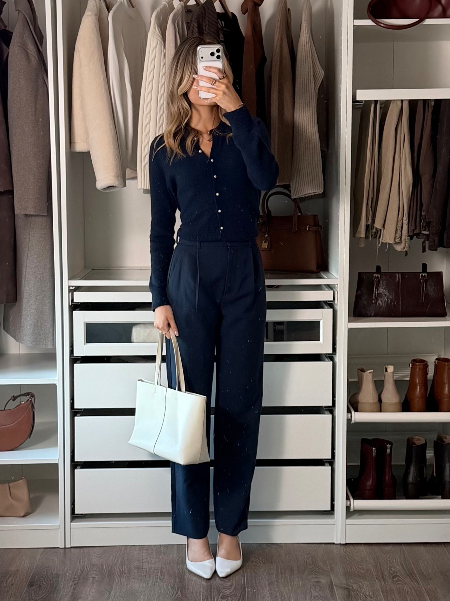 Abercrombie corporate business casual outfit

#LTKWorkwear