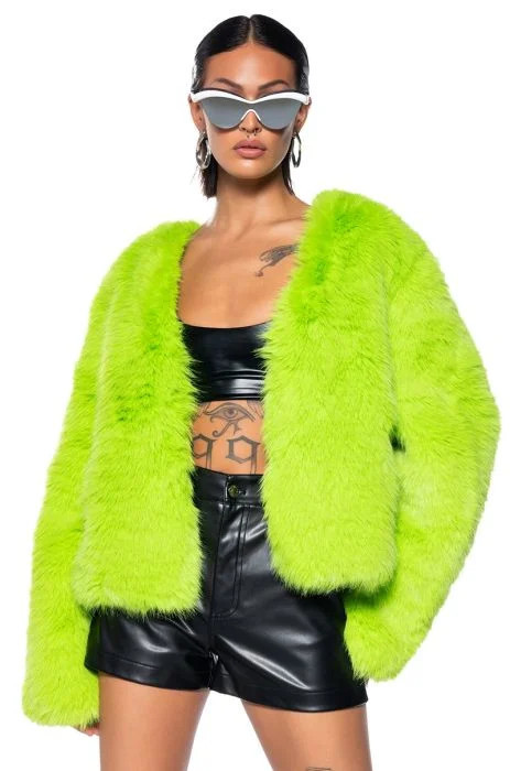 SLIME TIME FAUX FUR COAT in lime | AKIRA