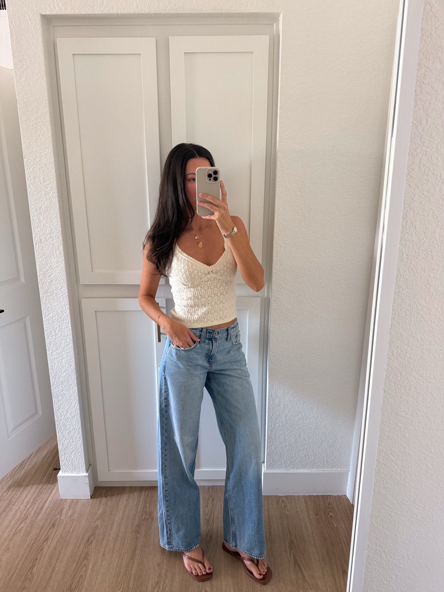 Last day for Abercrombie sale + stackable discount code SUITEAF for an extra 15% off! I am 5’7 wearing true size 25 in the jeans (not curve love since they are a baggier style, I didn’t need curve love this time) and XS in the tank top!