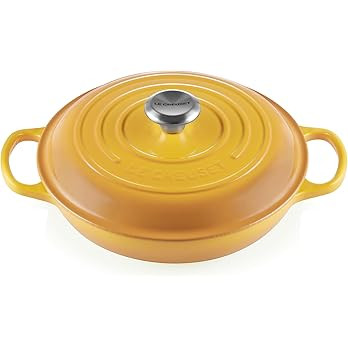 Le Creuset Signature Enamelled Cast Iron Shallow Casserole Dish with Lid, 26 cm, 2.2 litres, Nect... | Amazon (UK)