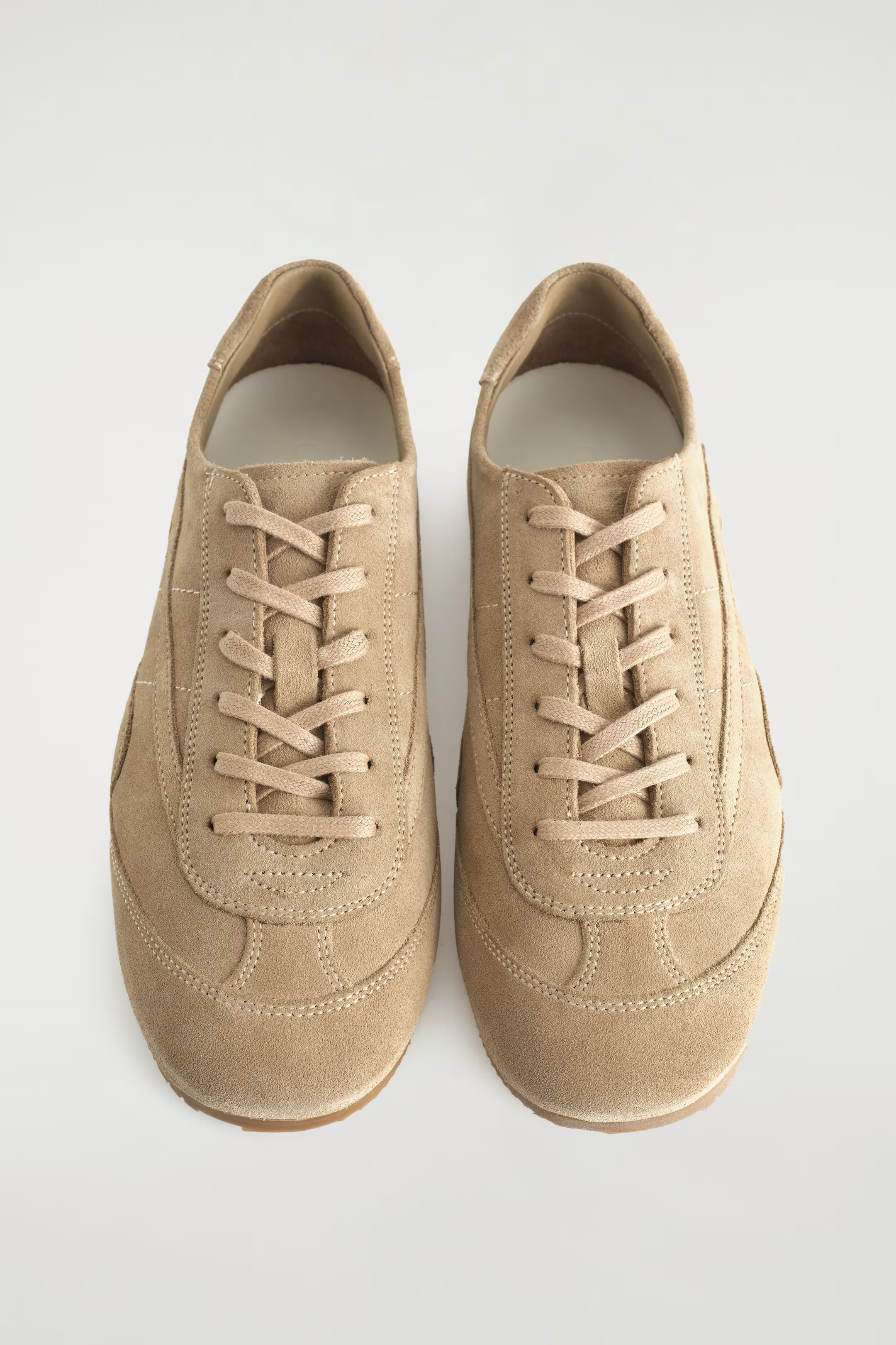 MINIMAL LEATHER SNEAKERS | COS (EU)