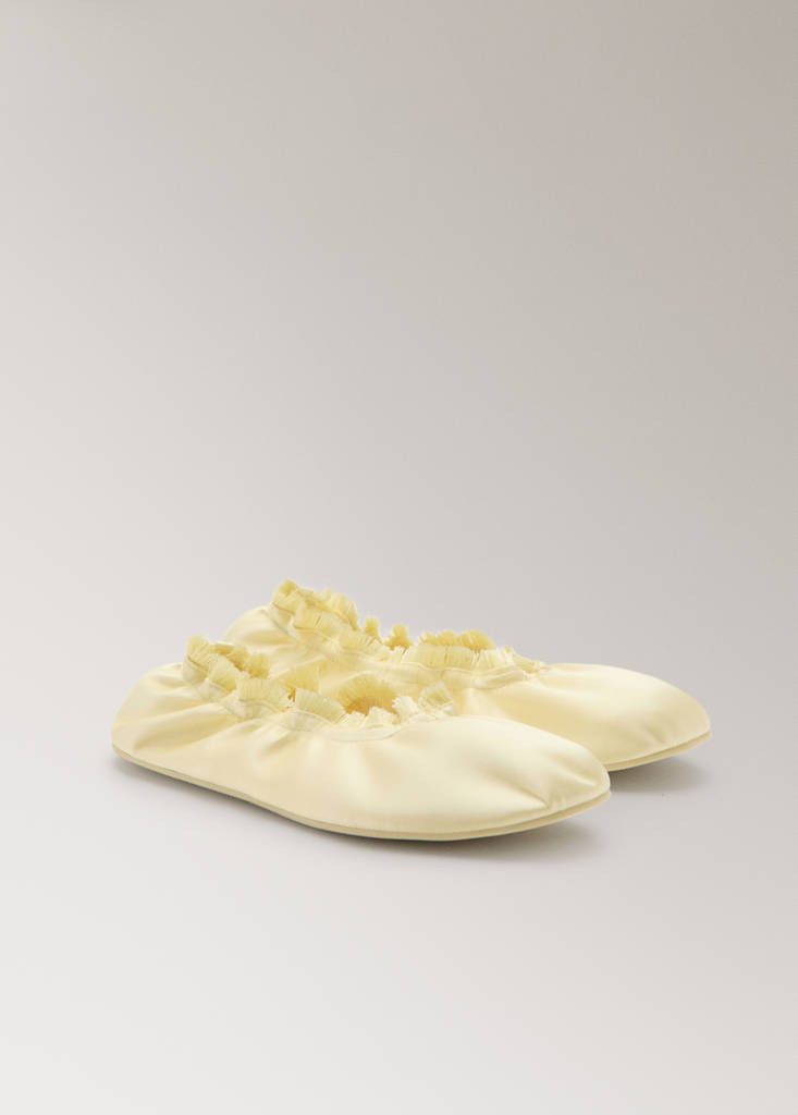 Satin ballet flats with elastic pastel yellow - Woman - 8½ - MANGO | Mango (US/MX/AU)