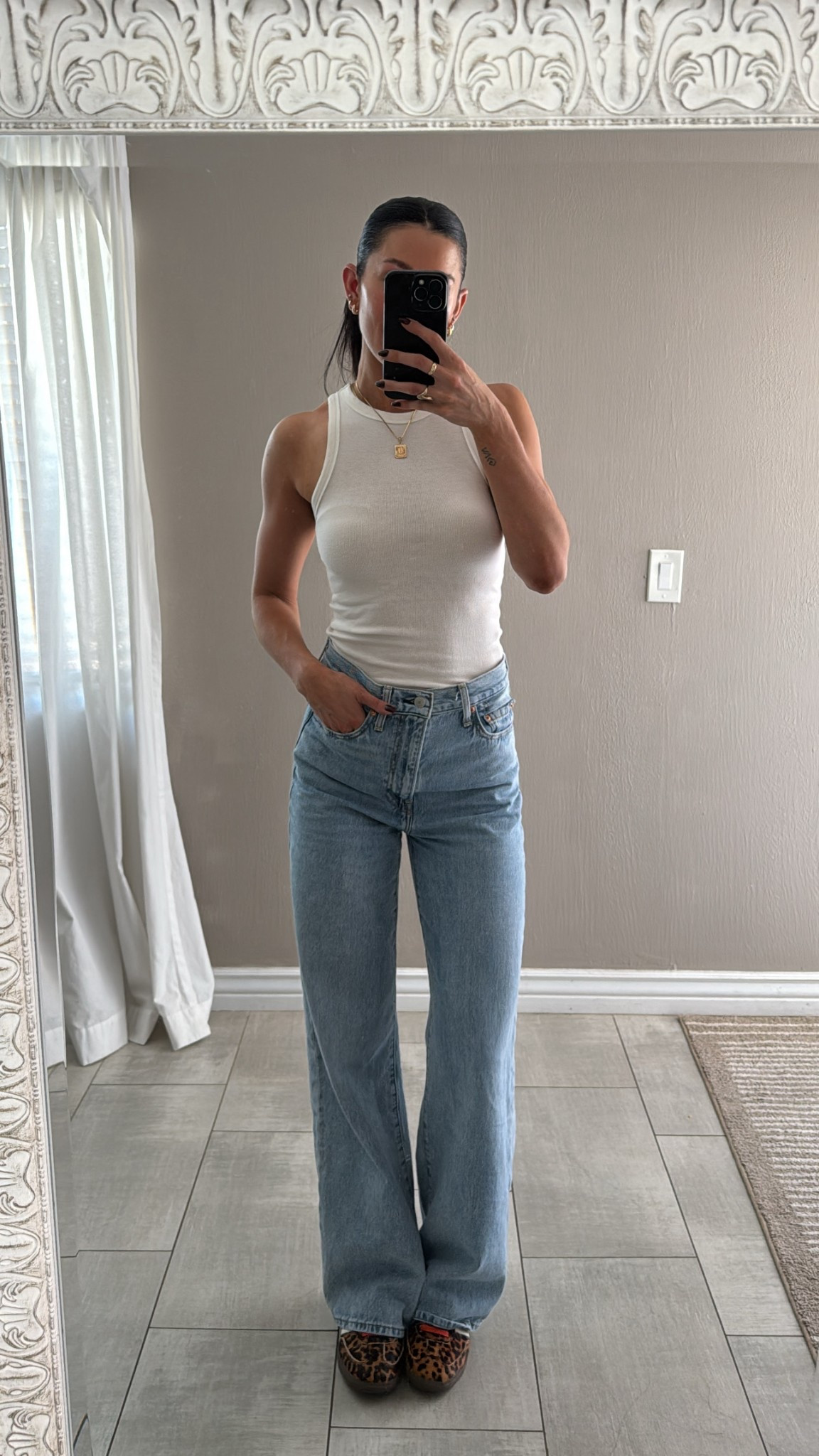 Today’s casual ootd. These jeans are always a fav!

#LTKStyleTip #LTKFindsUnder50 #LTKShoeCrush