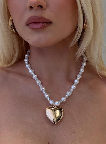 Sweetscape Pearl Necklace Gold | Princess Polly US