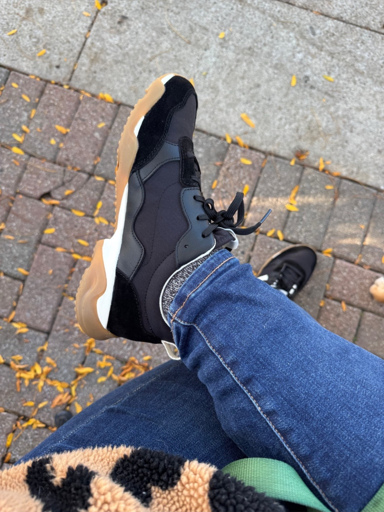 Black Walking Sneakers from Vionic Shoes 

#LTKPlusSize #LTKSeasonal #LTKMidsize