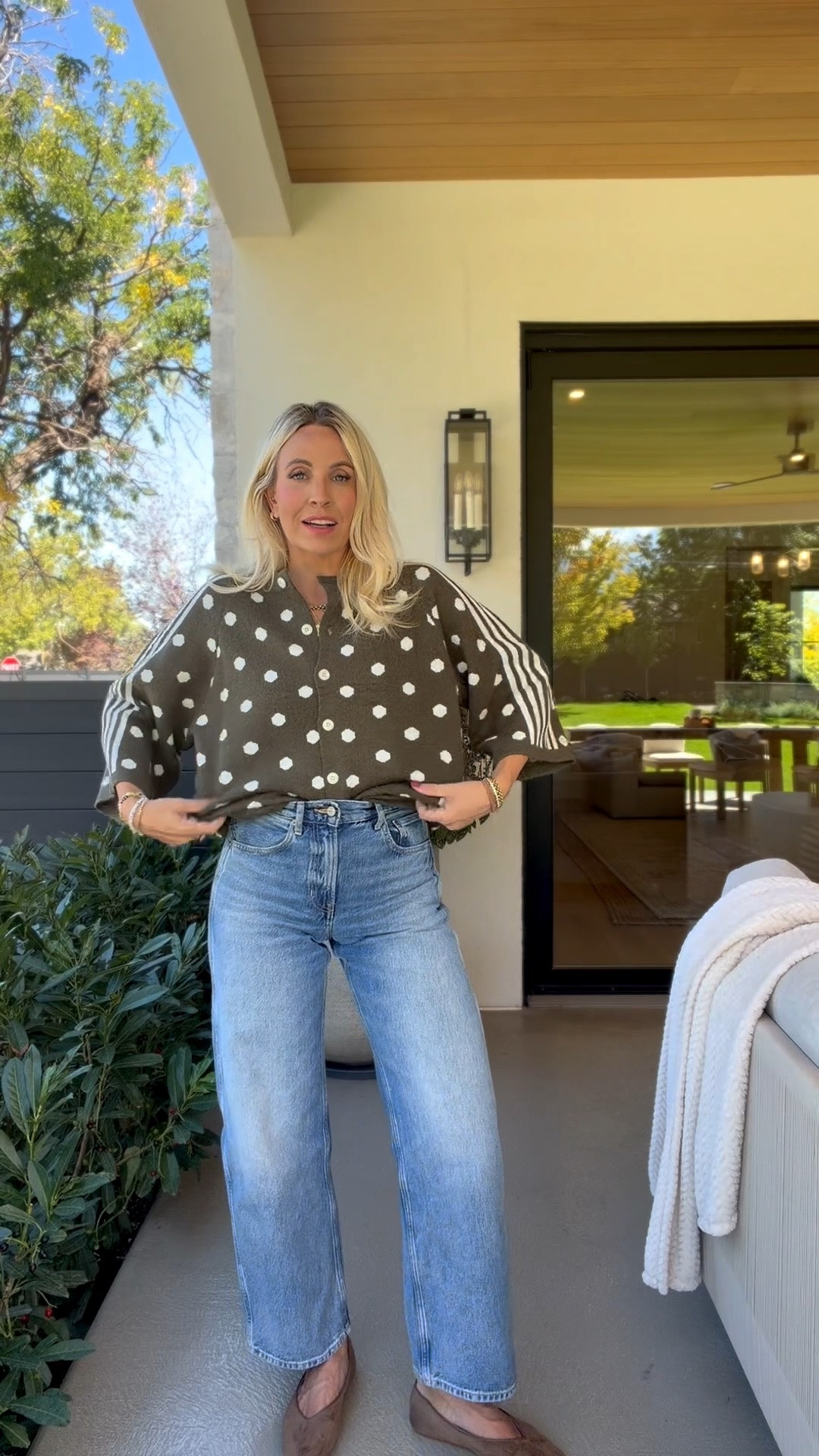 This is a good short sleeve cardigan!

#LTKootd #LTKgrwm #LTKmomlife