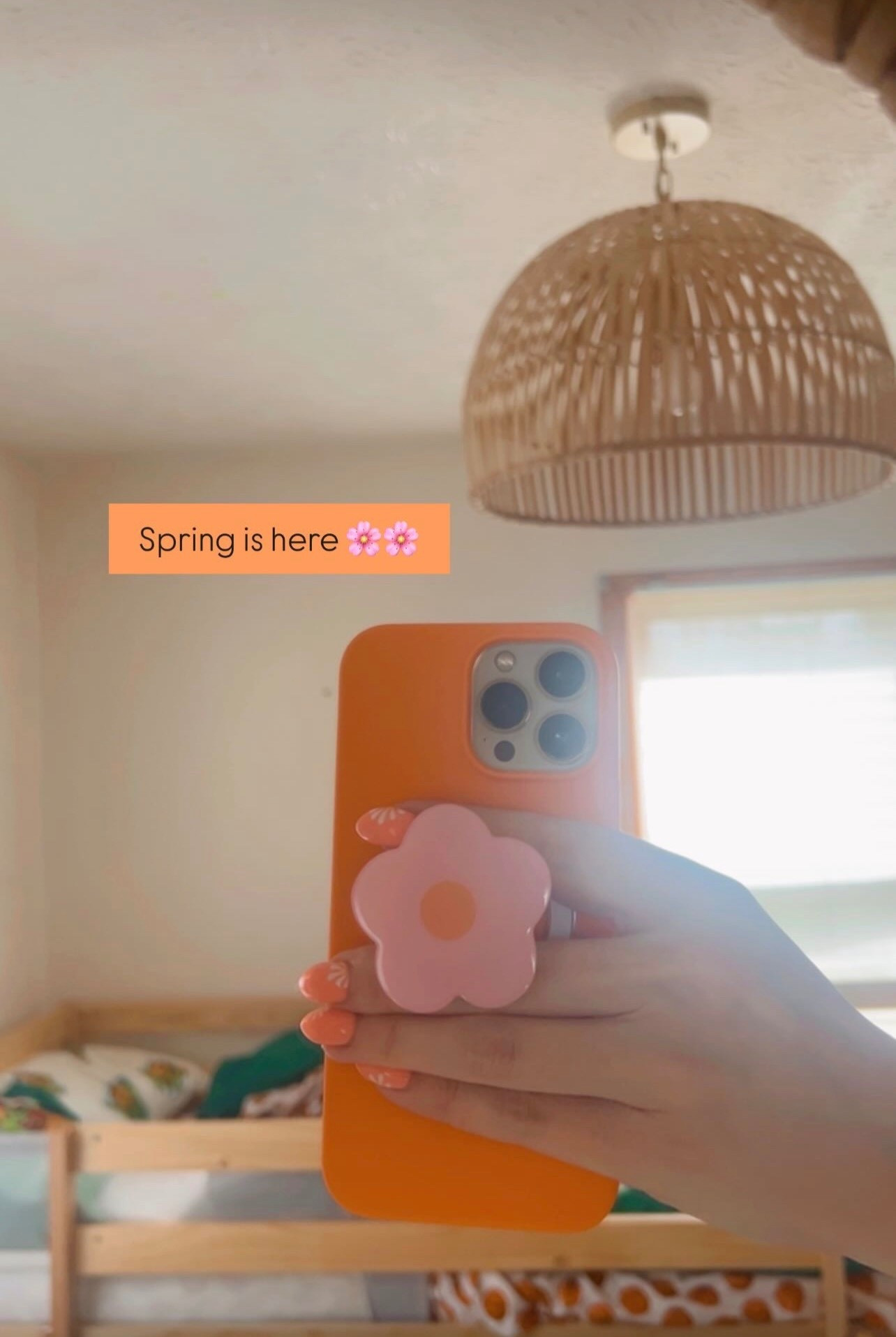 Feels like spring so it’s time for a little phone glow up!
