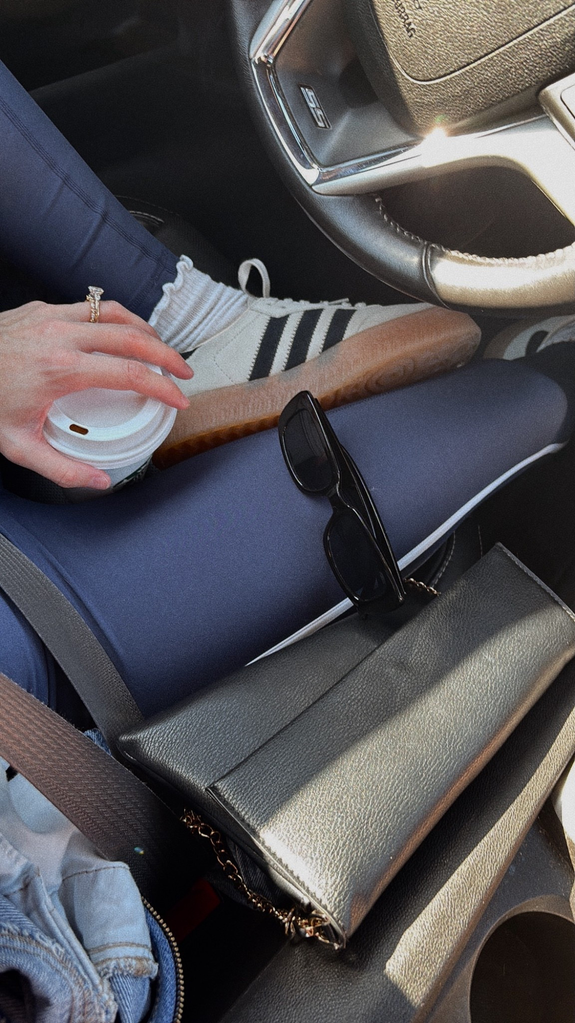 All the little details🤍

#LTKSaleAlert #LTKFindsUnder50 #LTKStyleTip