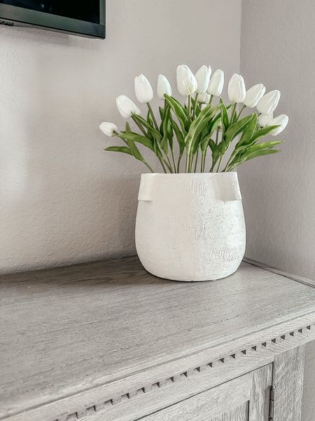 The best selling tulips! 20 tulips in a set and they’re so pretty! Feel real and come in so many colors  

#LTKstyletip #LTKhome #LTKunder50