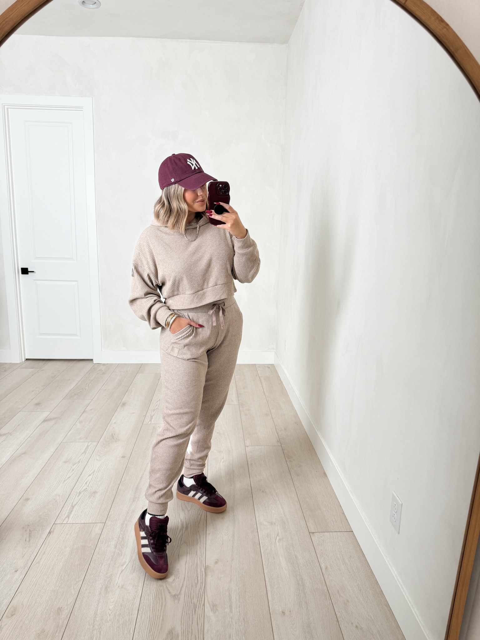 Top M , pants L 
#AloYoga #Midsize #Loungewear 

#LTKMidsize #LTKStyleTip #LTKFindsUnder100