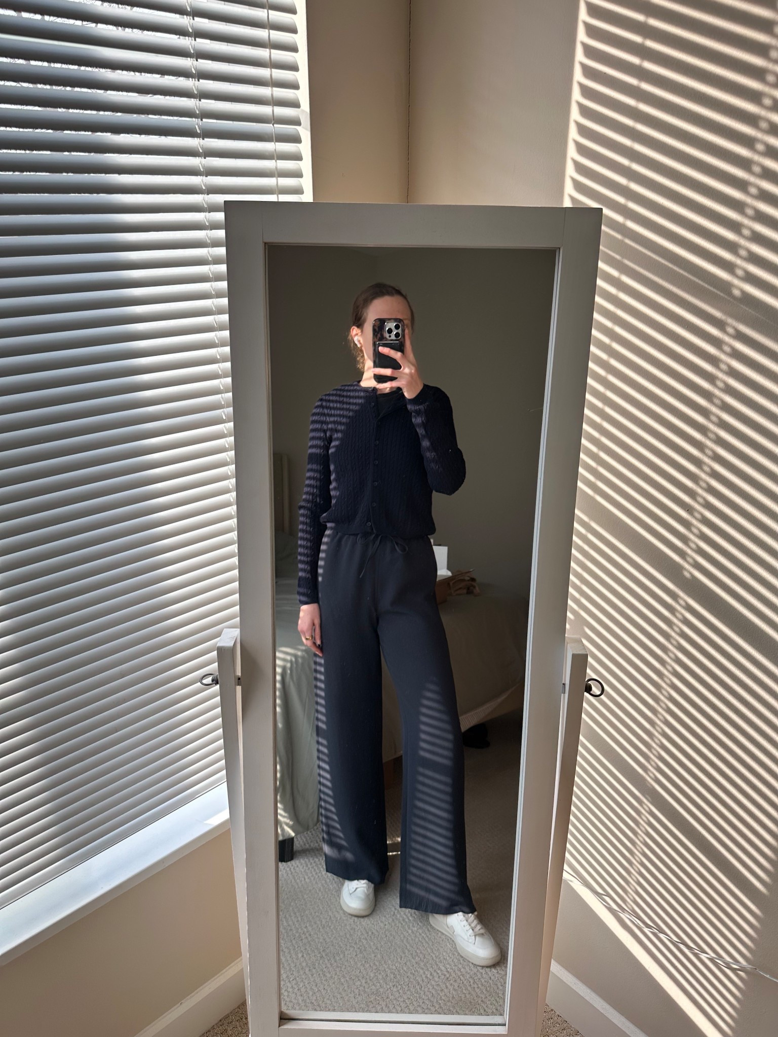 Navy Aritzia Lodge Pants 

Wearing a true size S


#LTKootd #LTKTravel #LTKSeasonal