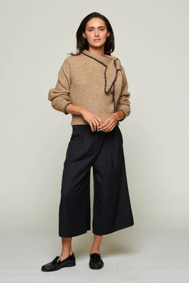 Aubrielle Contrast Trim Sweater | Benaar La