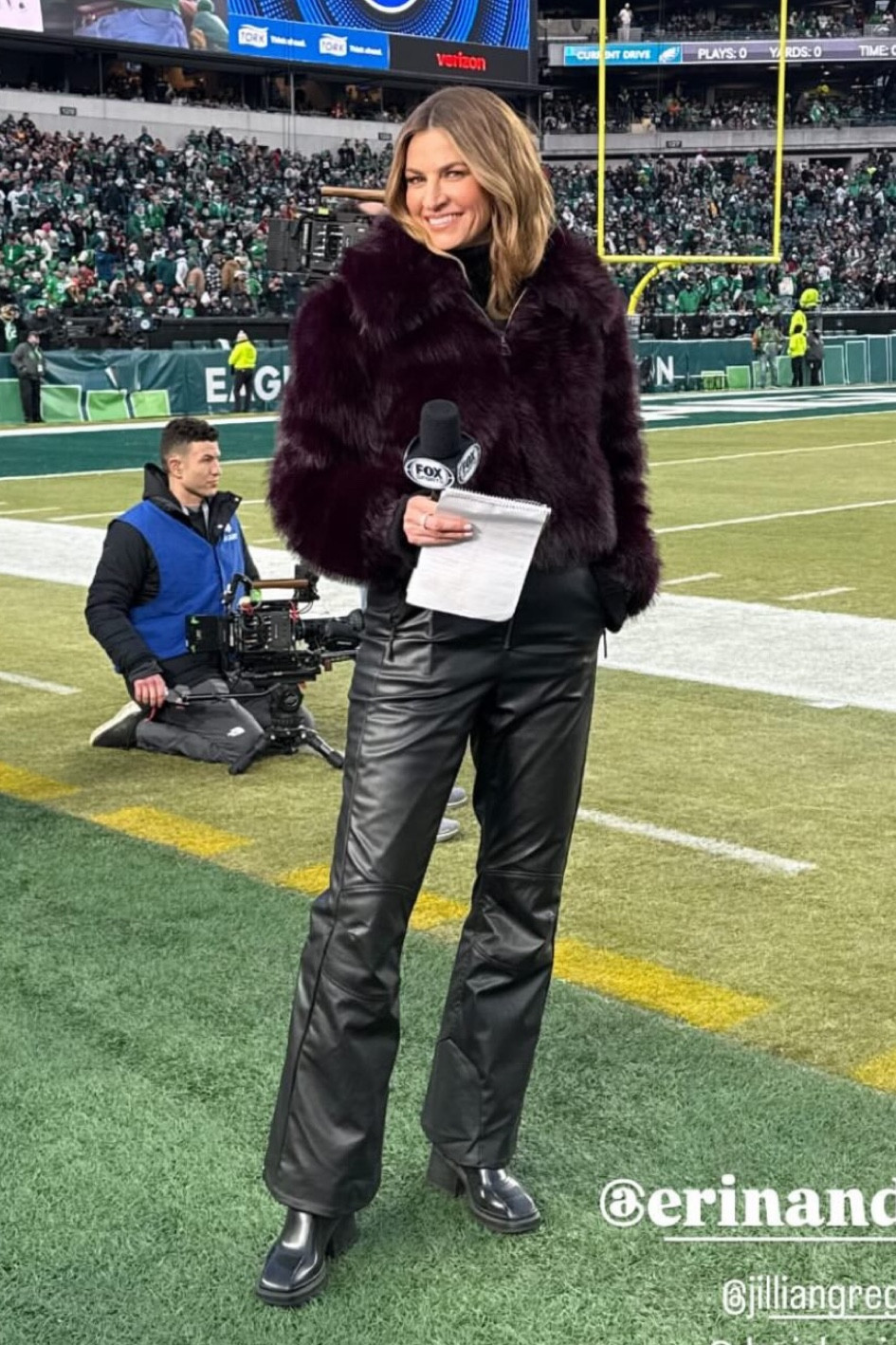 Erin Andrews faux fur jacket and leather pants 

#LTKStyleTip